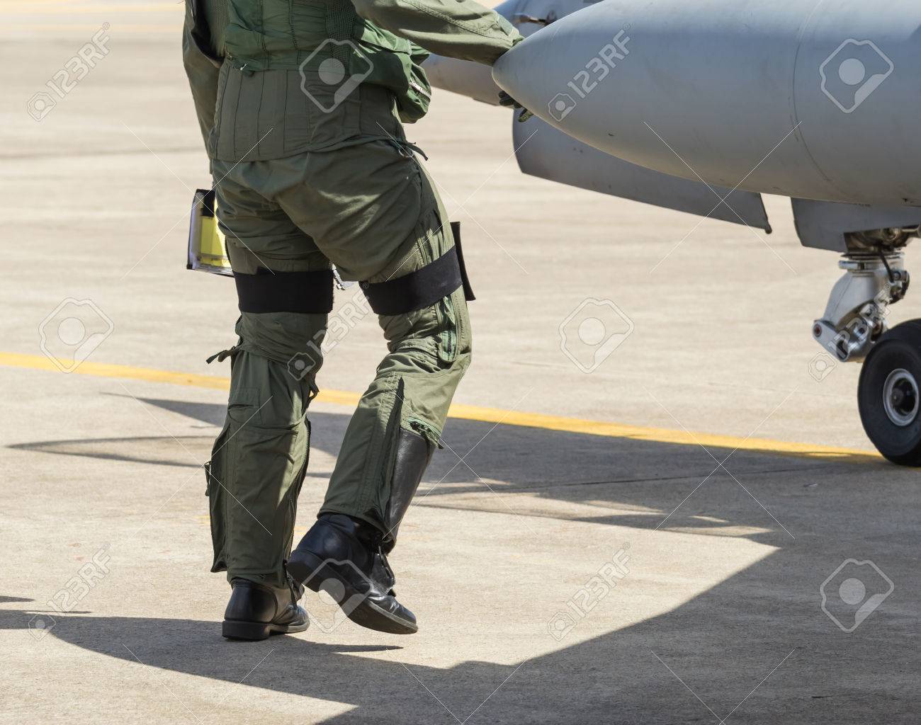 空軍 パイロットスーツ