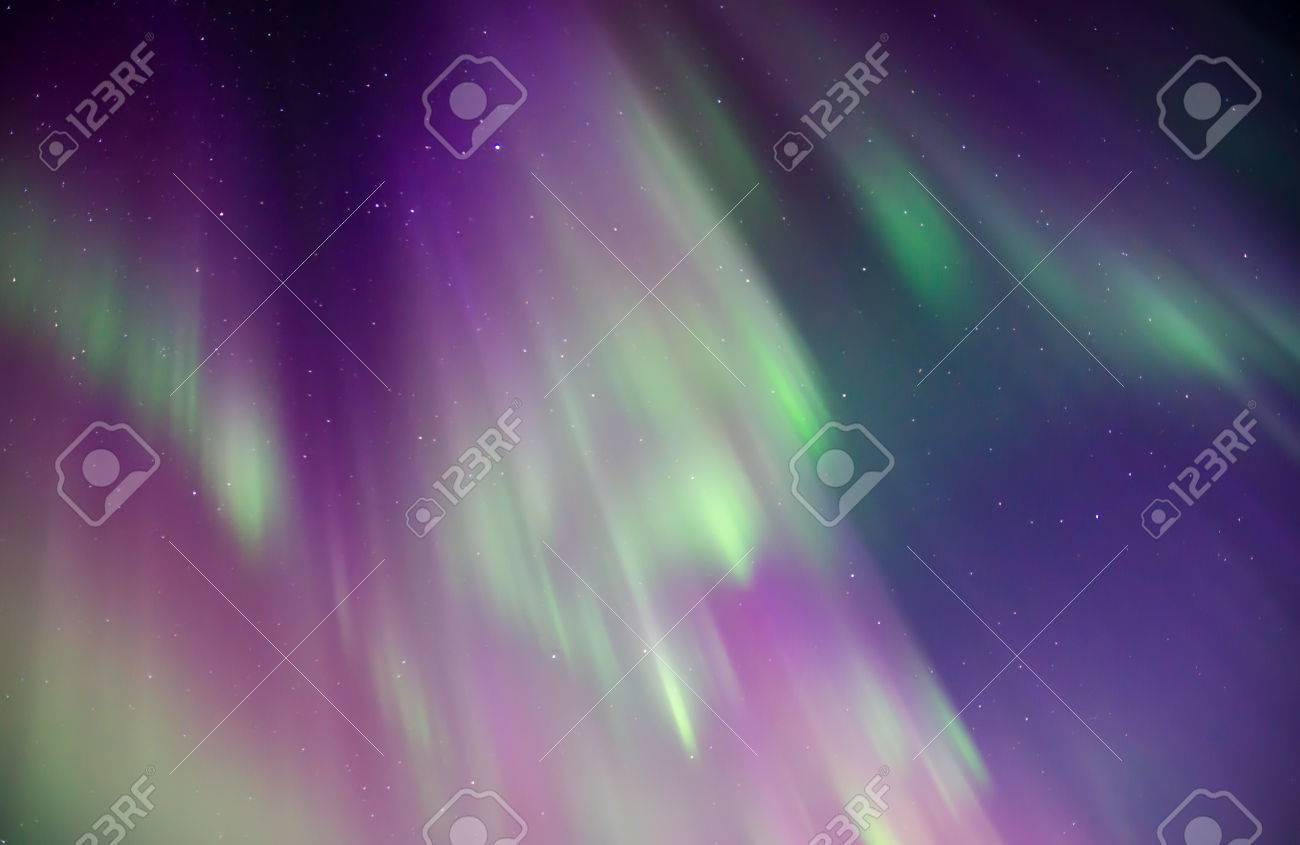 オーロラ光 オーロラ の抽象的な背景 の写真素材 画像素材 Image
