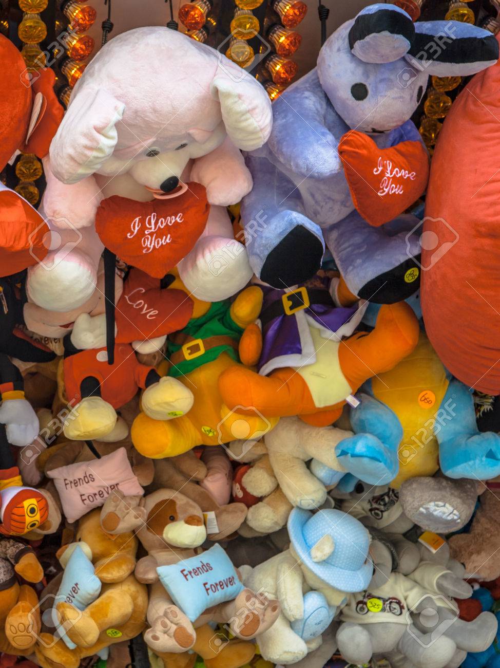 fair prizes stuffed animals
