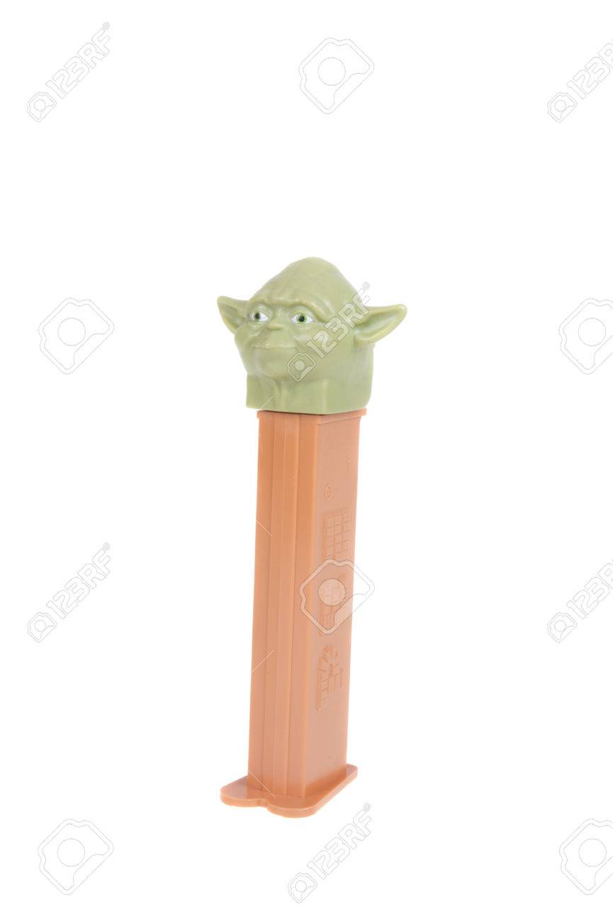 yoda pez dispenser