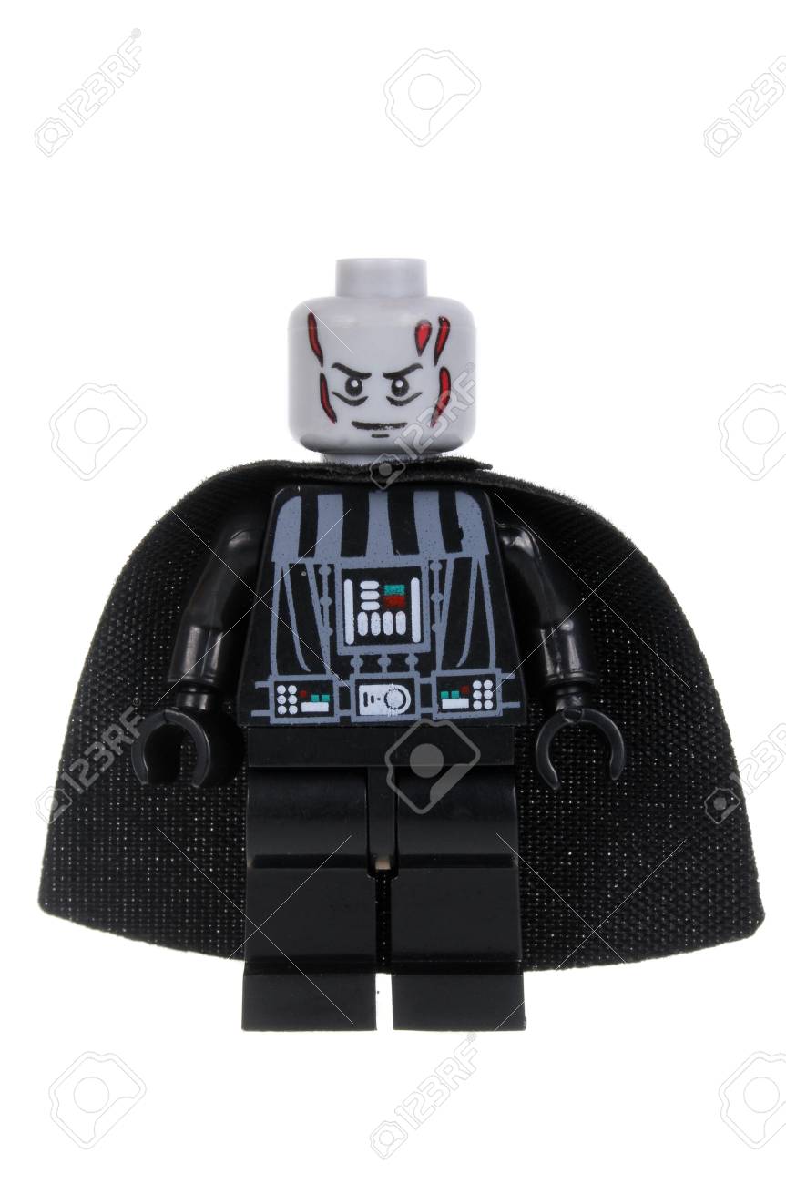 darth vader lego figure