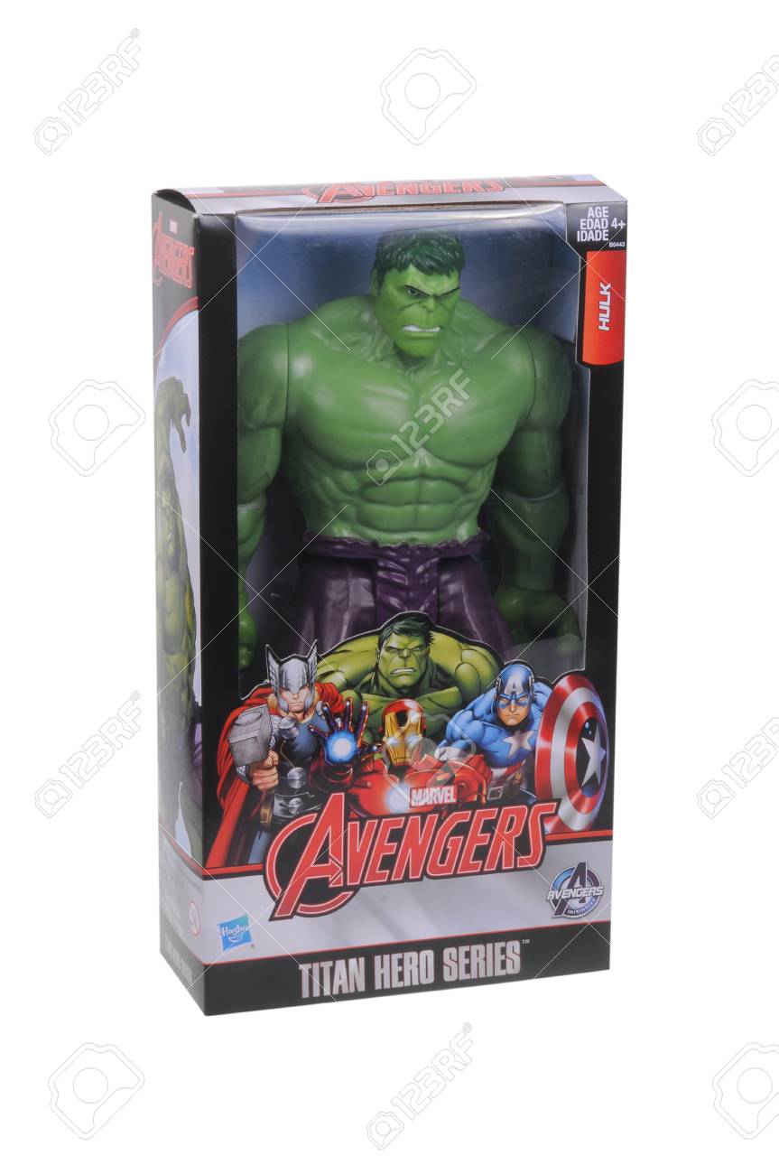 Adelaide, Australia - 11 Marzo 2016: Un Estudio Tiró De Una Figura De Acción Sin Abrir Hulk En Un Fondo Blanco. Juguetes De Marvel Son Muy Codiciados Coleccionables. Fotos, Retratos, Imágenes