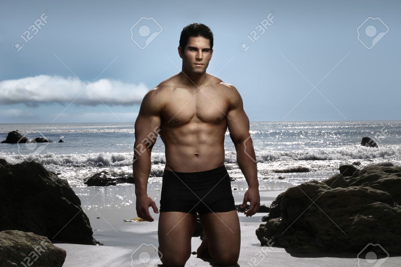 Fotos de modelos hombres en la playa 5 Fotos de modelos hombres en la playa 85
