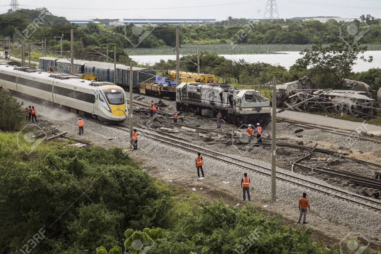 Electrical Train Eg 9247 Drive Passes The Batu Gajah Train Accident The Worst Train Crash Of Malaysia On 28th Oct 2016 In Perak Malaysia Stock Photo Picture And Royalty Free Image Image 64706468