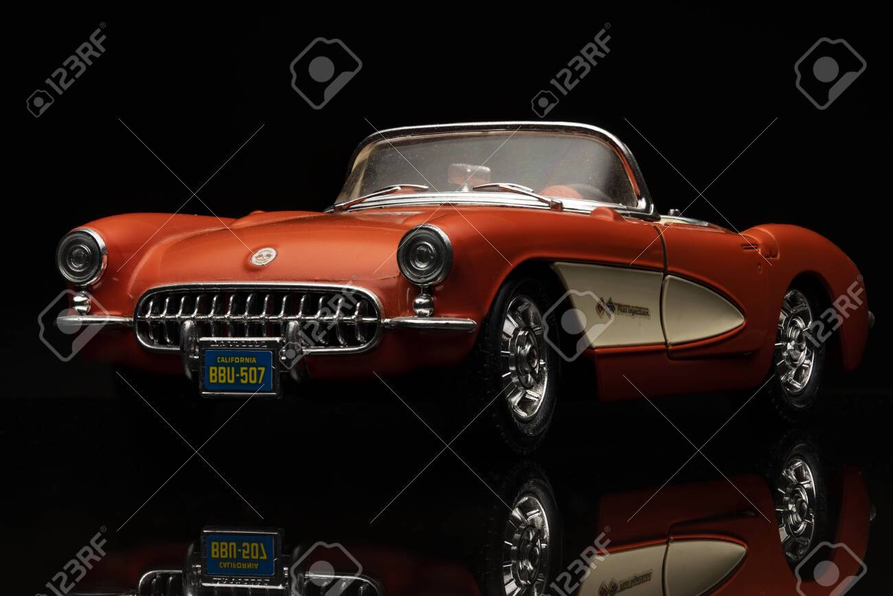 pic 1957 Black Chevy Corvette 123rf