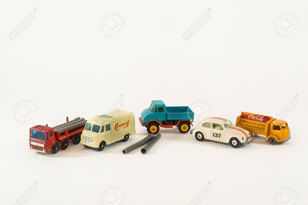 antique toy cars