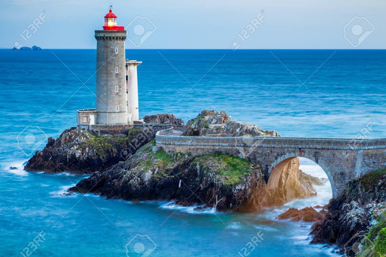 View of the lighthouse Phare du Petit Minou in Plouzane, Brittany (Bretagne), France. - 82748365 View of the lighthouse Phare du Petit Minou in Plouzane, Brittany (Bretagne), France. - 82748365