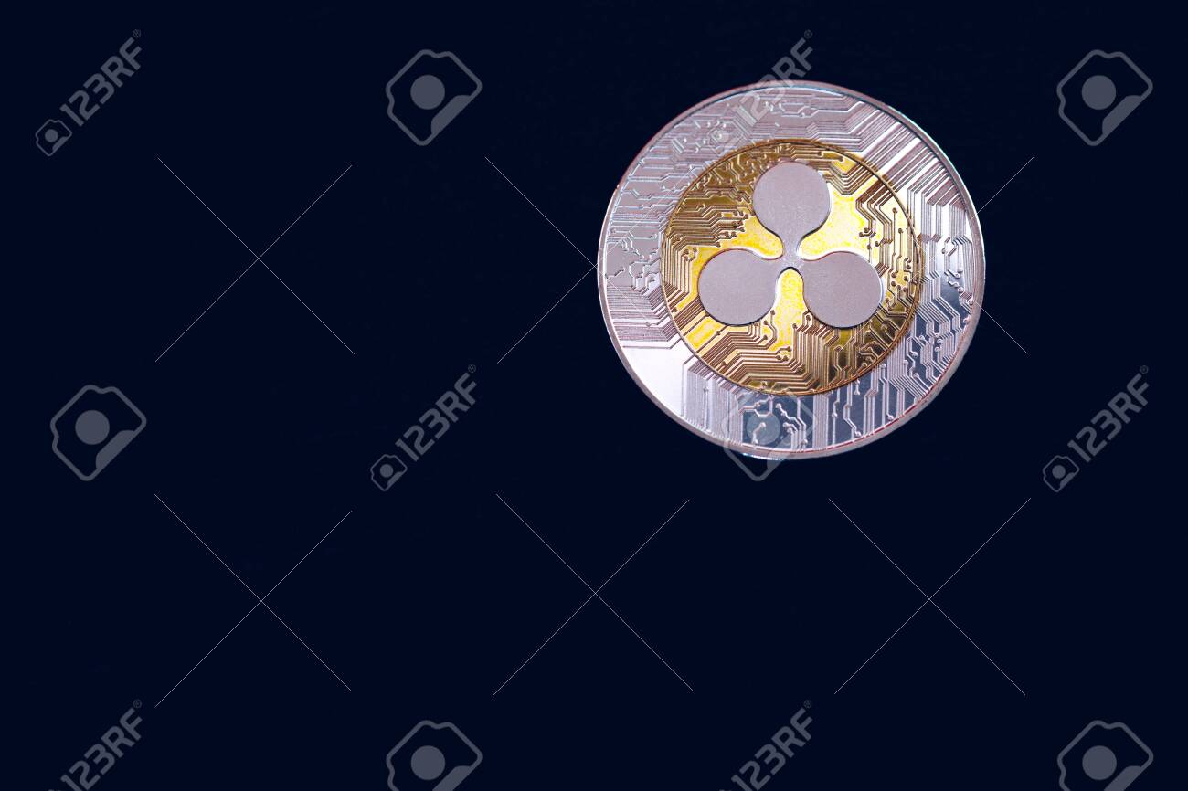 리플 암호화폐 암호화폐 실버 리플 코인(금 리플 기호 포함) 리플 Xrp 암호화폐 로열티 무료 사진, 그림, 이미지 그리고  스톡포토그래피. Image 123272056