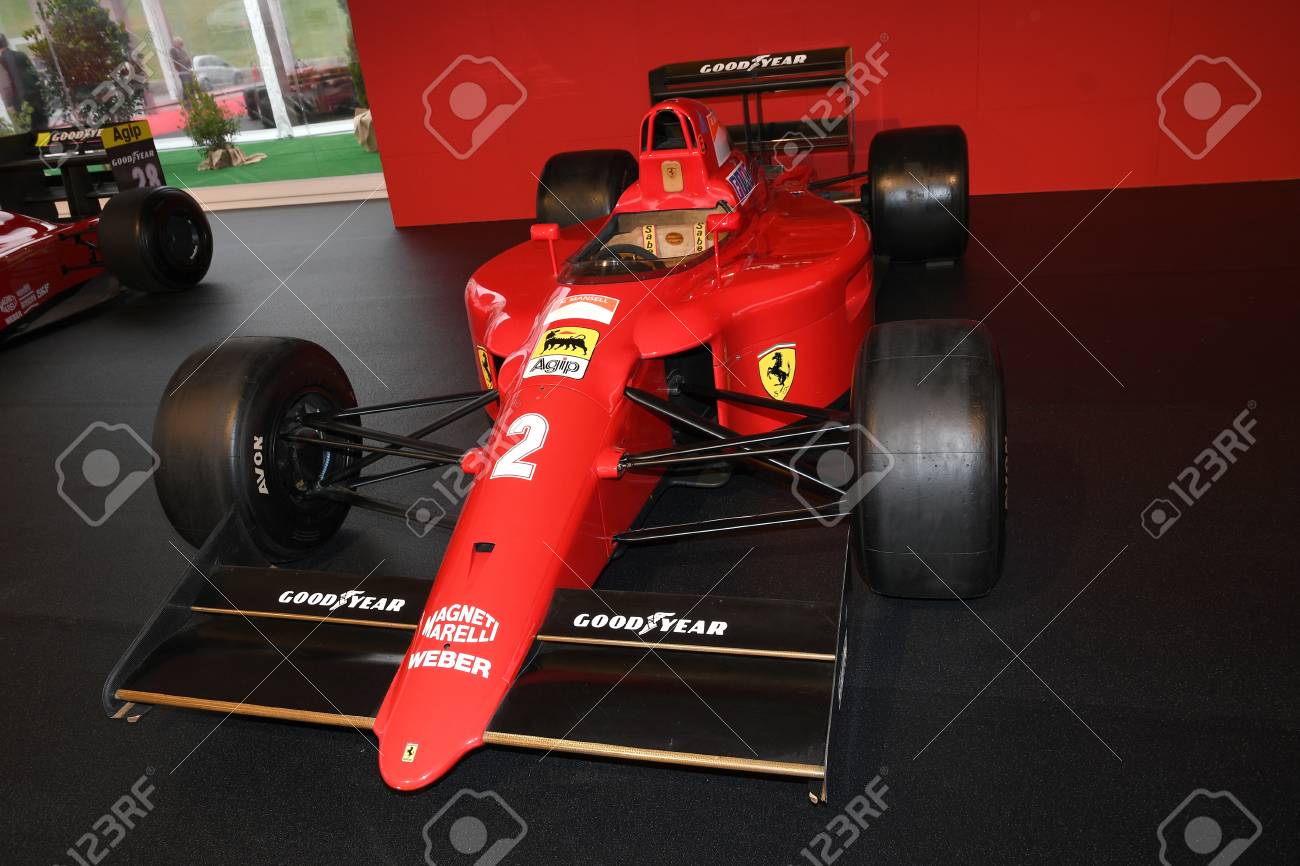 ムジェロ It 17年10月 フェラーリf1 90 1990のアラン プロストとナイジェル マンセルのパドックショーでフェラーリ アニバーサリー1947 17のムジェッロ サーキットで Finali Mondialiフェラーリ17 イタリア の写真素材 画像素材 Image ムジェロ It 17年10月 フェラーリf1 90 1990のアラン プロストとナイジェル マンセルのパドックショーでフェラーリ アニバーサリー1947 17のムジェッロ サーキットで Finali Mondialiフェラーリ17 イタリア の写真素材 画像素材 Image