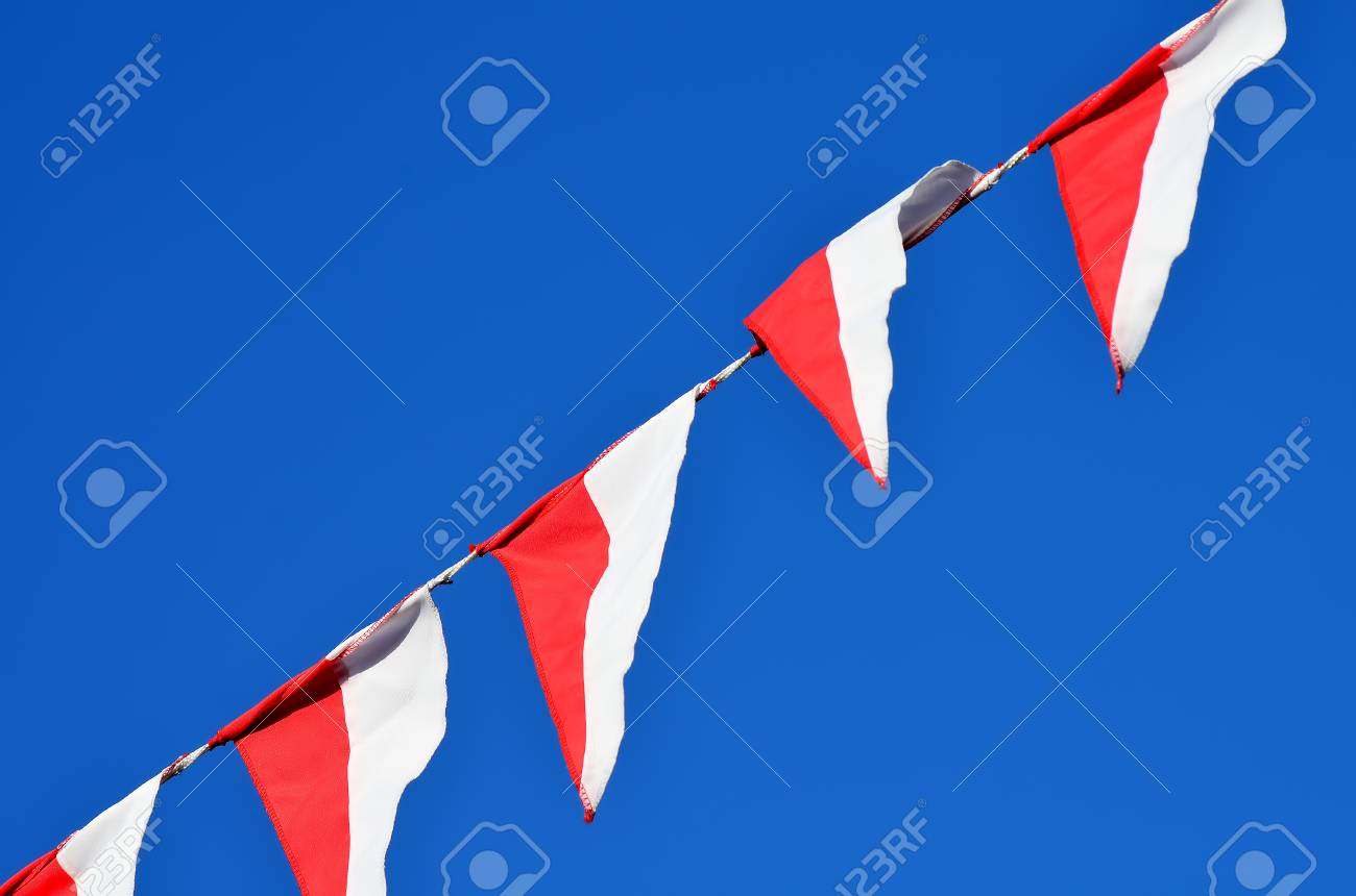 青空万国旗のお祝い画像 の写真素材 画像素材 Image