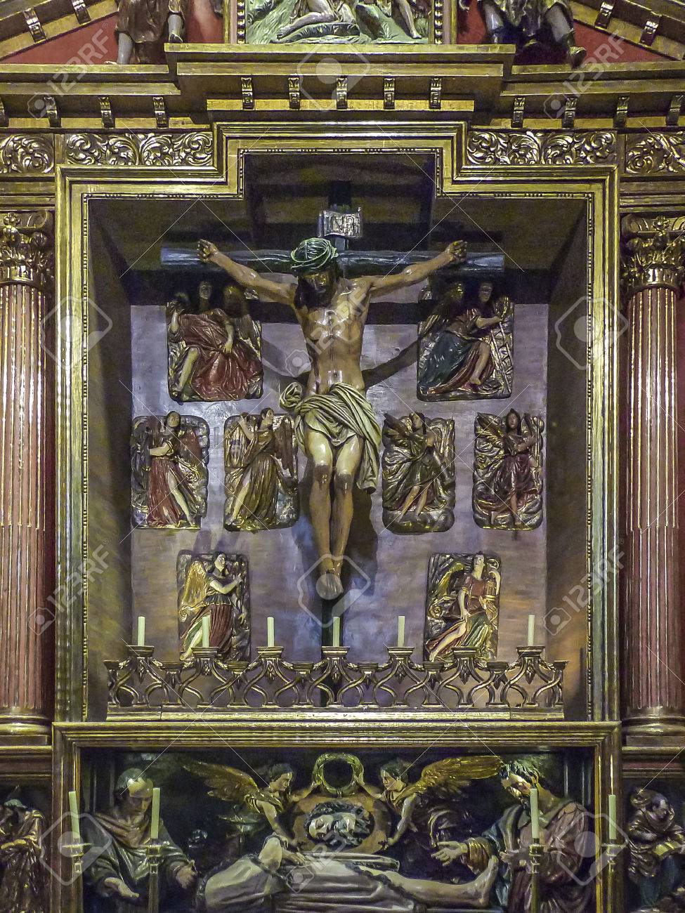 南米ペルー リマ市の教会のカトリックの宗教的な飾り芸術家の細部のインテリア ビュー の写真素材 画像素材 Image 38855166