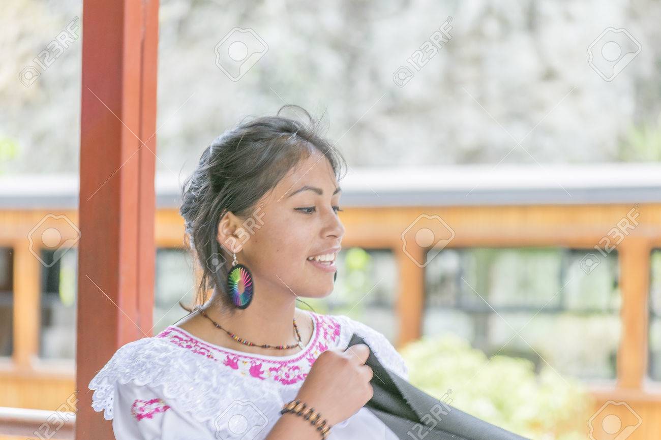 meet latina women