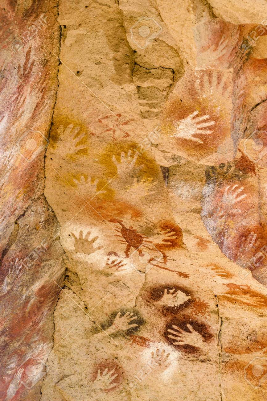 クエバ デ ラス マノスの岩 パタゴニア アルゼンチンに位置する考古学的遺跡に描かれた原始美術の詳細ビュー の写真素材 画像素材 Image クエバ デ ラス マノスの岩 パタゴニア アルゼンチンに位置する考古学的遺跡に描かれた原始美術の詳細ビュー の写真素材 画像素材 Image