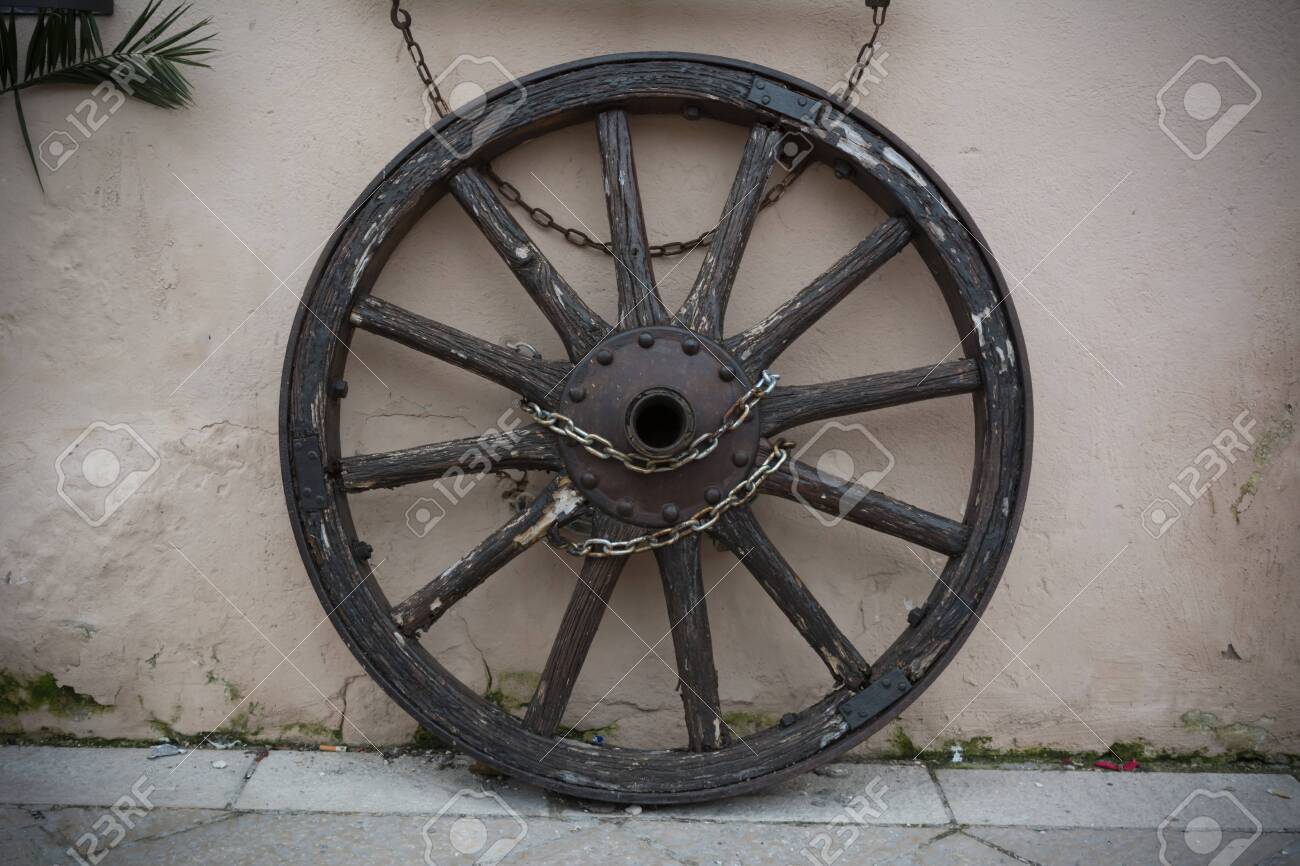 etiam-dictum-ipsum-a-felis