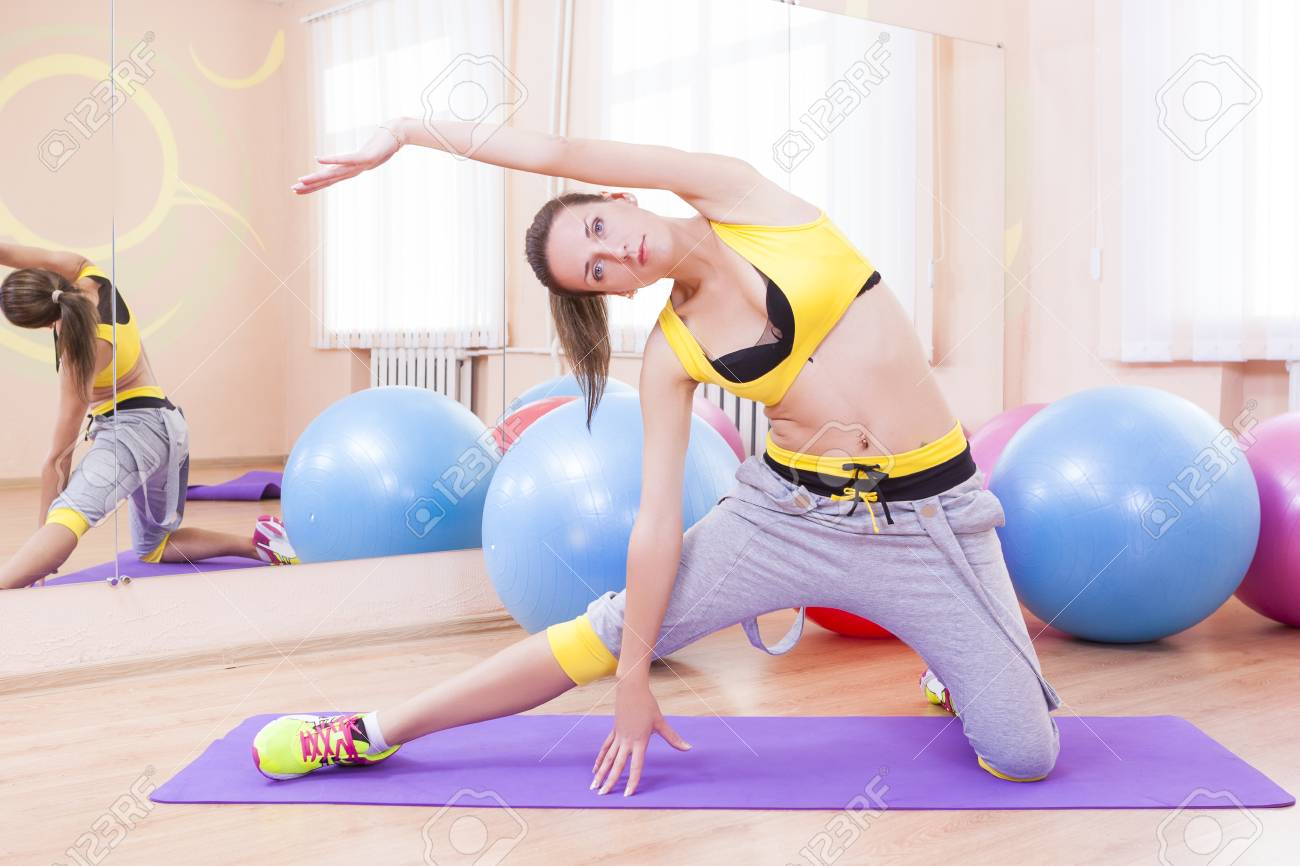 sexy aerobic stretching Hayley xxx offical fan club