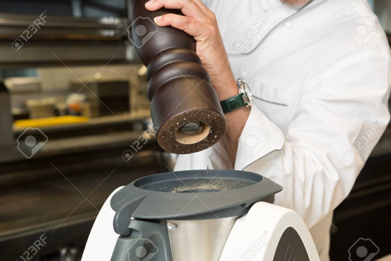 grinding cloves in food processor