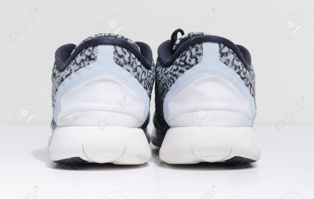 camuffare Plausibile orchestra London, England, 05/05/2019 Nike Free 5.0 Light Blue Snake Skin.. Stock Photo, Picture And Royalty Free Image. Image 135158965. camuffare Plausibile orchestra London, England, 05/05/2019 Nike Free 5.0 Light Blue Snake Skin.. Stock Photo, Picture And Royalty Free Image. Image 135158965.