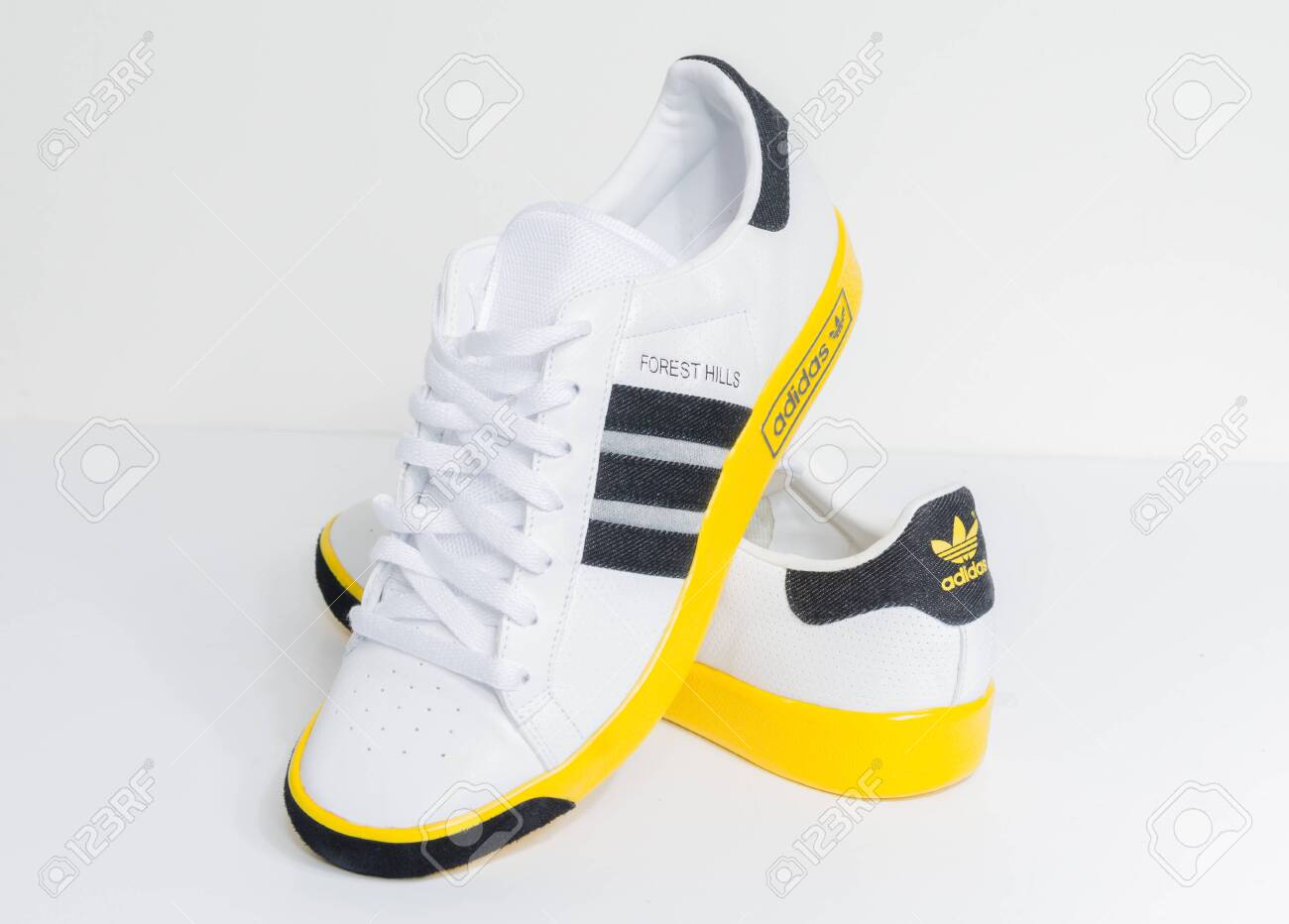 adidas forest hills white grey