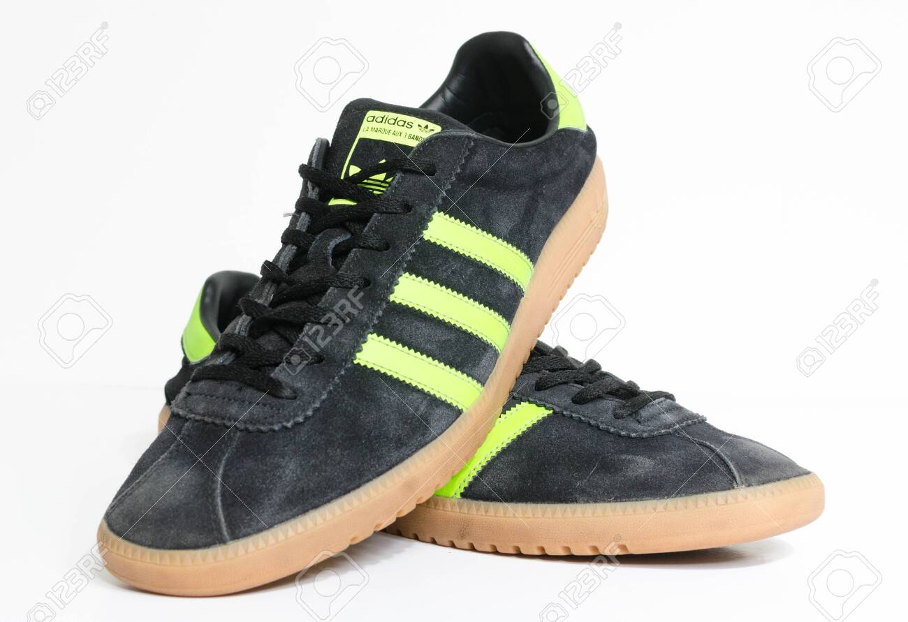 adidas bermuda black