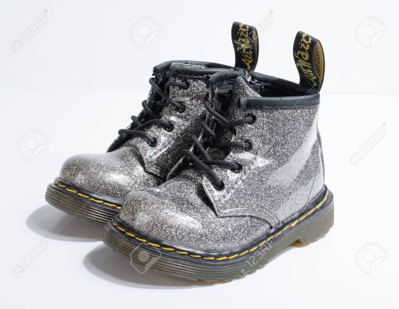 botas dr martens para bebe