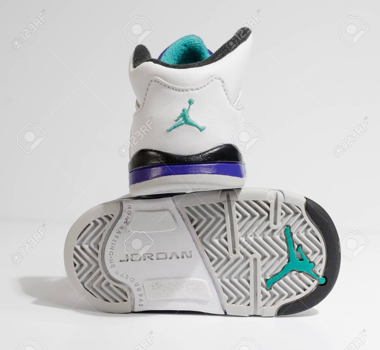 jordan baby trainers