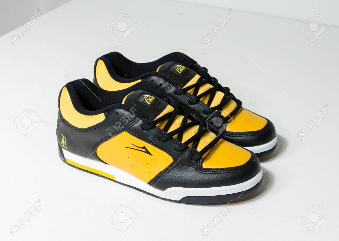 Lakai HOWARD 3 27.0 【公式通販】