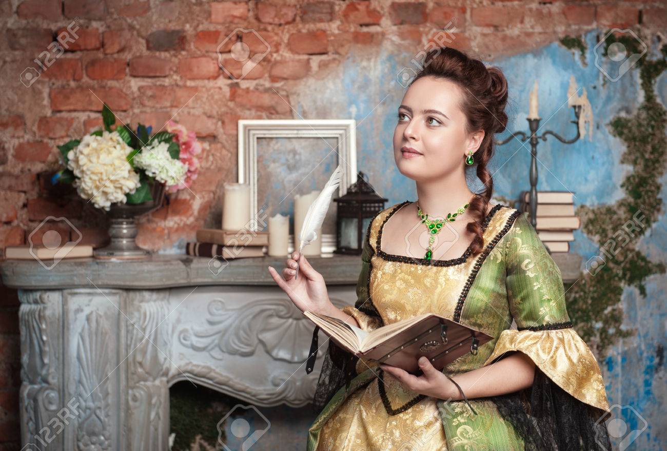 элегантная женщина. первые шляпы коко шанель. элегантные манеры. элегантная женщина. элегантная женщина.