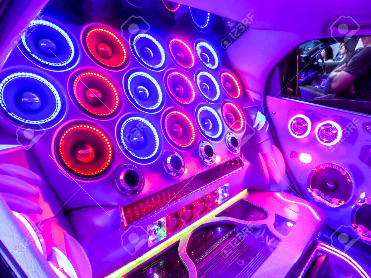 Car audio and lighting Outlet