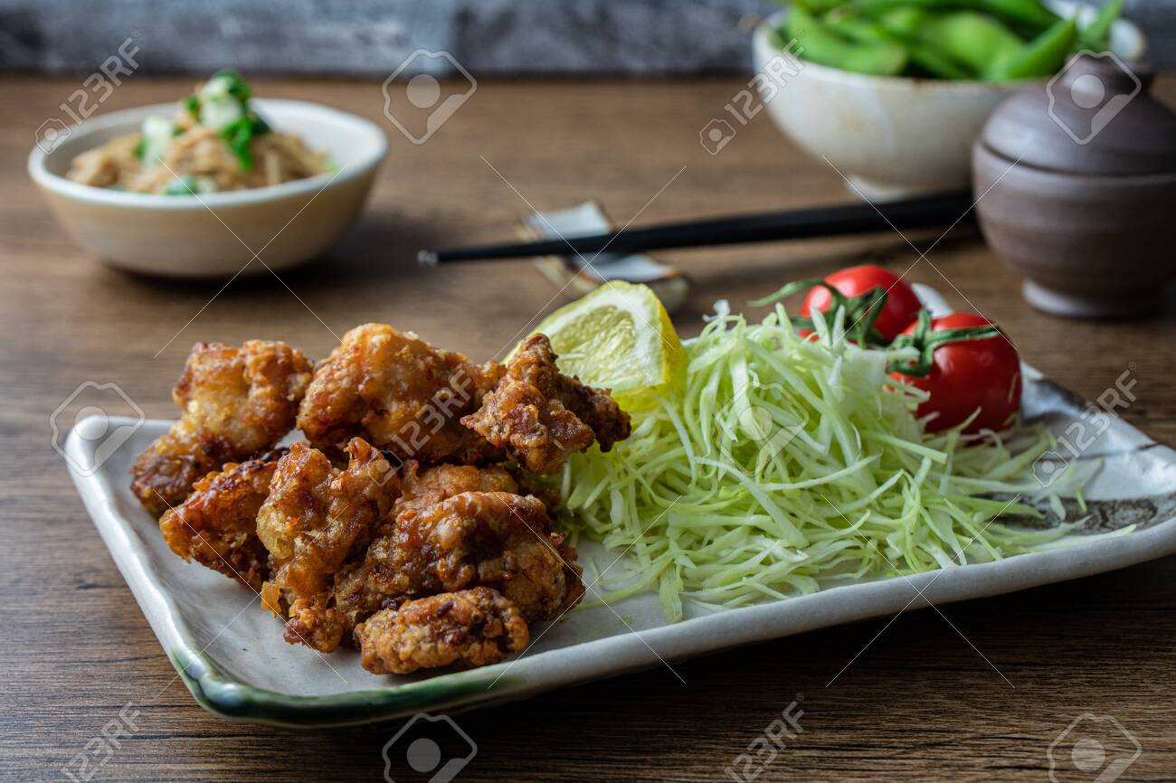 Karaage fried chicken, a popular fast food in Japan consisting of battered and deep fried chicken thighs. - 149445895 Karaage fried chicken, a popular fast food in Japan consisting of battered and deep fried chicken thighs. - 149445895