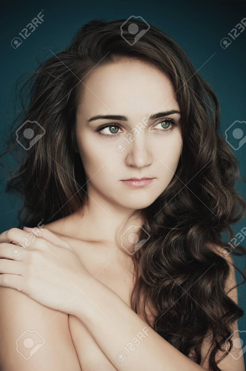 Women With Big Faces Women With Big Faces