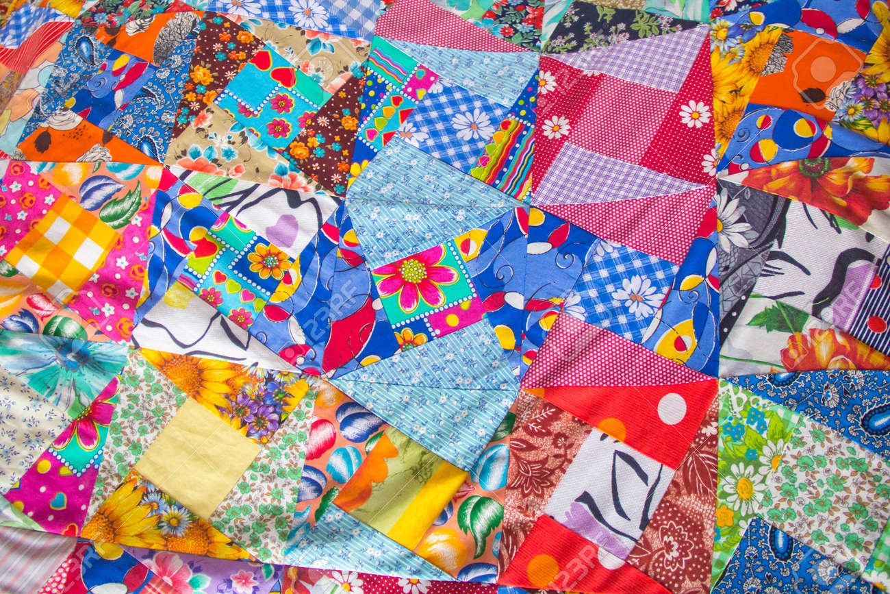 花柄の手作りパッチワークキルト