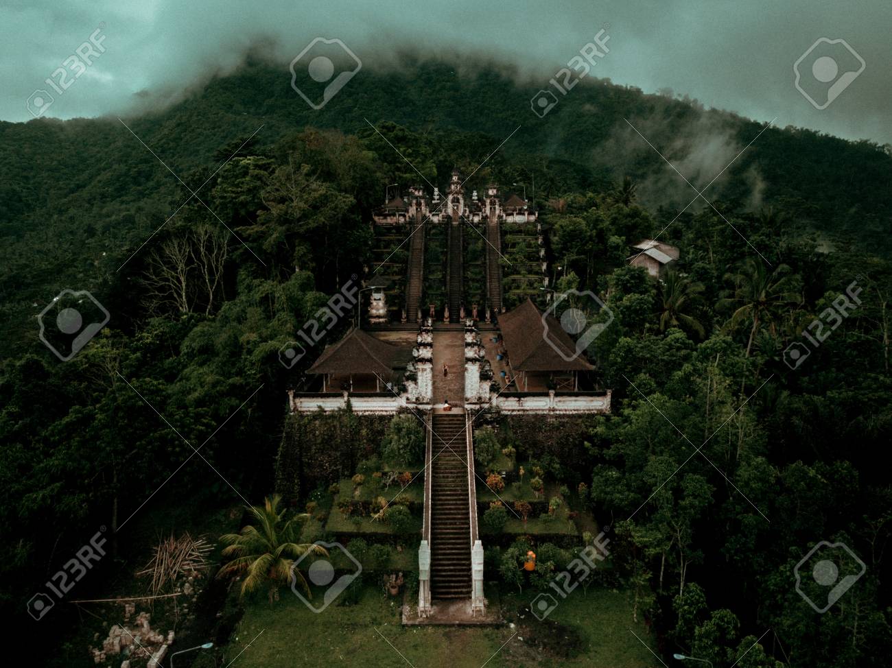 etiam-dictum-ipsum-a-felis