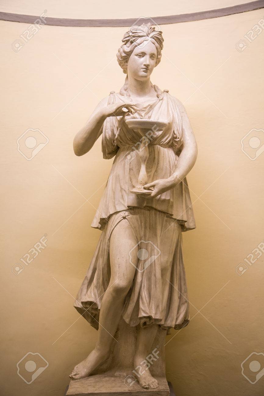 教会の女性像の古典的なローマの写真素材・画像素材 Image 23388571