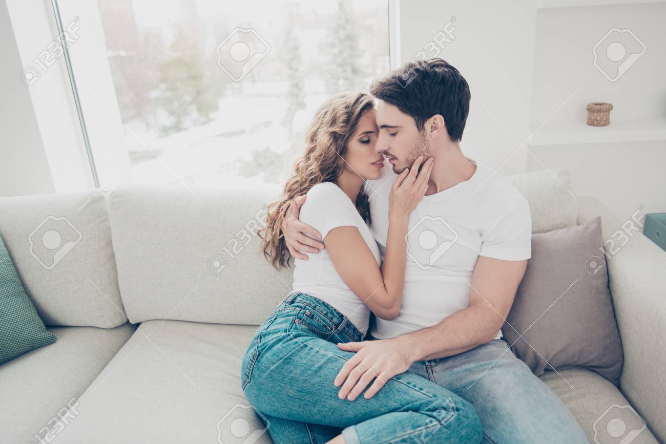 Can you cuddle in a casual relationship? Can you cuddle in a casual relationship?