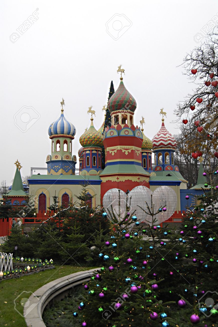 Albero Di Natale Sia.Immagini Stock Copenhagen Danimarca Questo Stile Russo Di Natale E Decorazioni Di Natale Russo E Venuto A Tivoli Garden E Ora Sia In Danimarca Che Mostra Russo Insieme Sia La