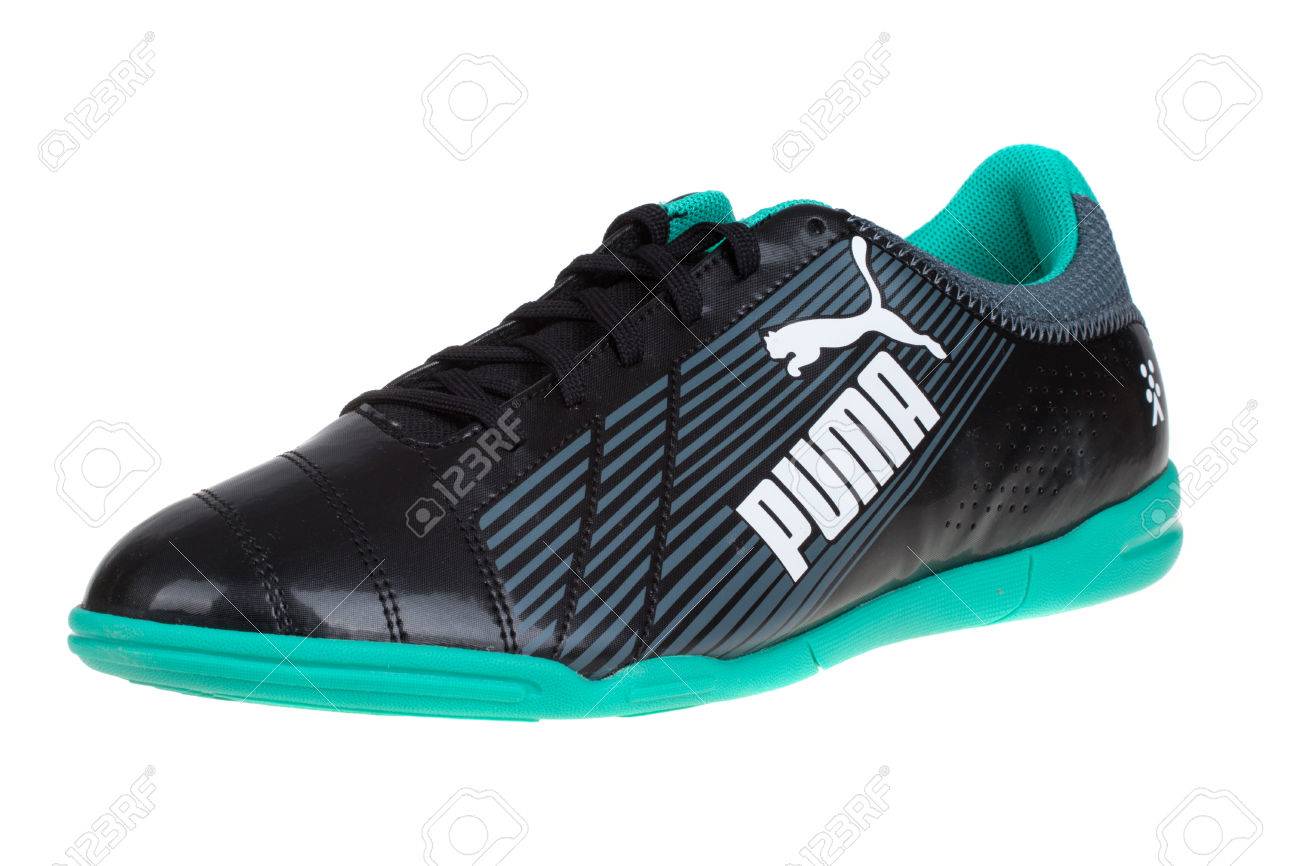 PUMA METEOR SALA Shoe. Puma 