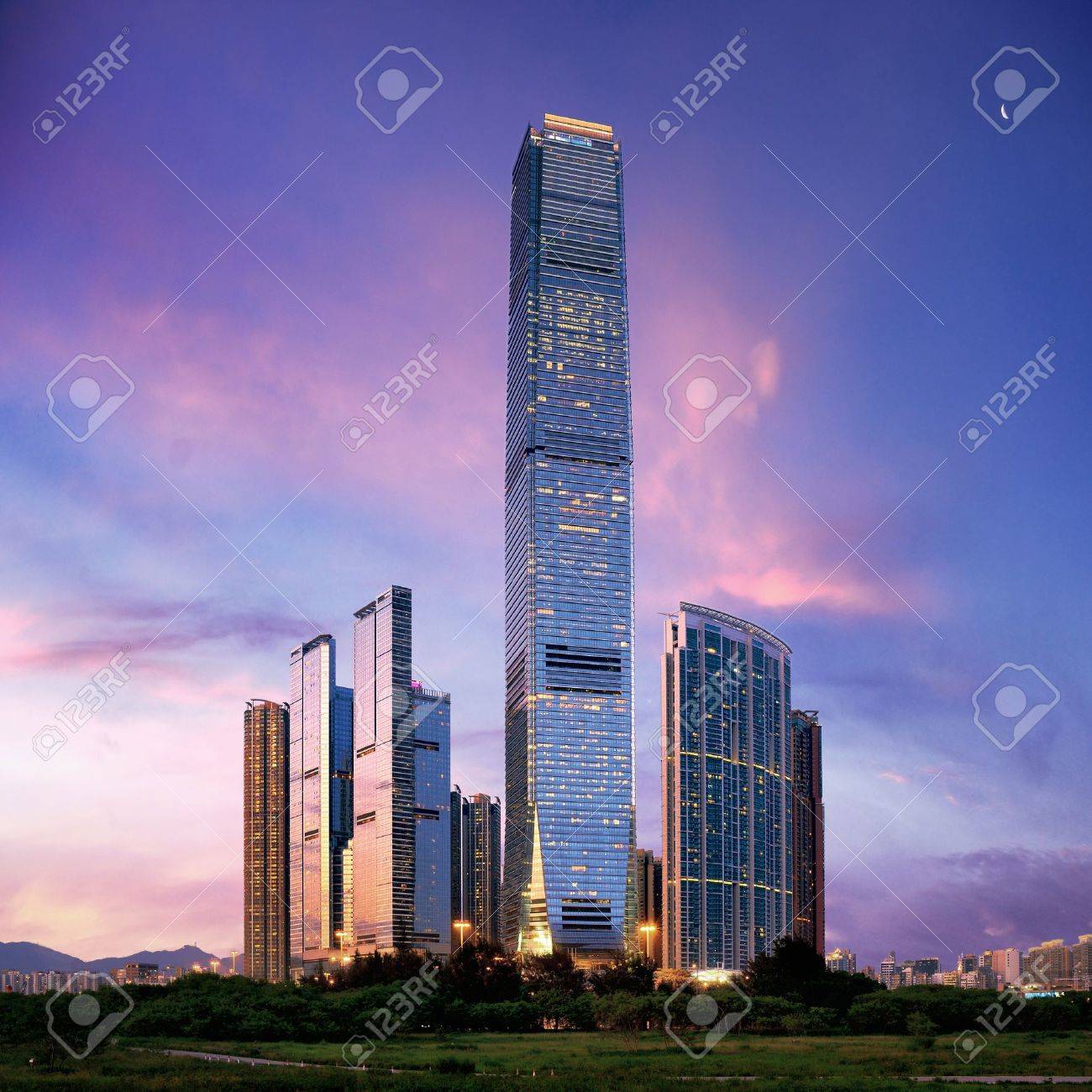 Amazing cityscape of HongKong at sunset - 17853327 Amazing cityscape of HongKong at sunset - 17853327