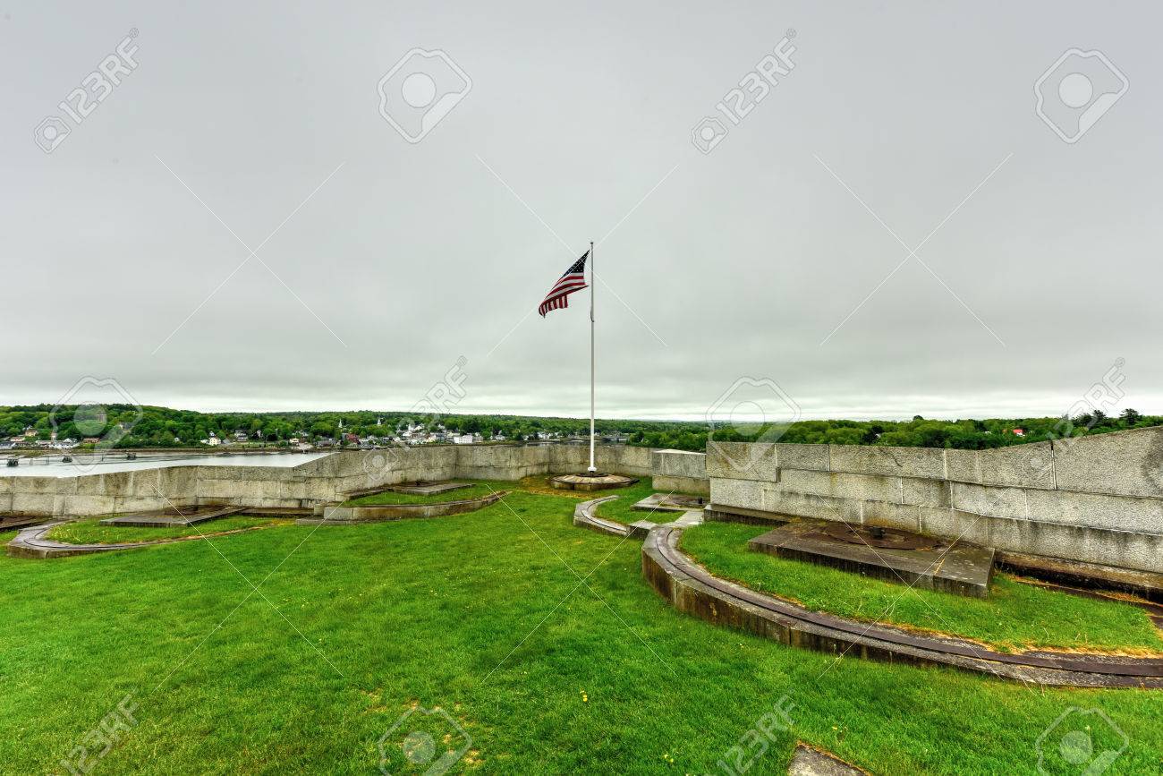 ペノブスコット川、メイン州、アメリカ合衆国のフォート ・ ノックス。1844 と 1869  の間に建て、花崗岩のメイン州の最初の砦だった。の写真素材・画像素材 Image 59806360