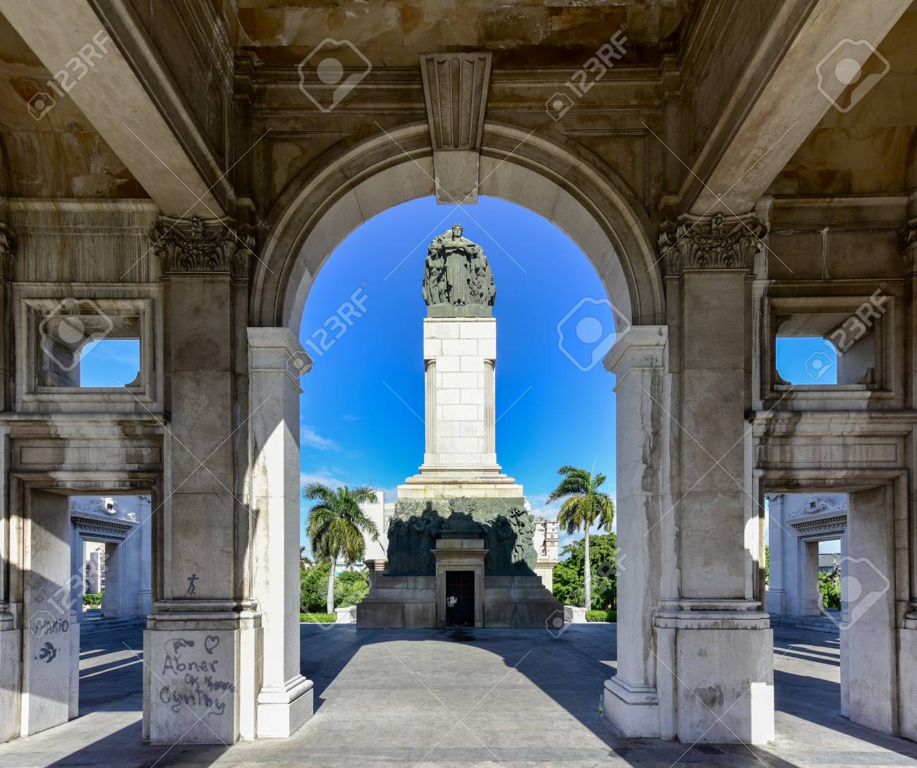 ホセ ミゲル ゴメス大統領の通りの記念碑 彼はキューバでキューバ独立戦争 キューバの大統領の反乱軍の指導者の 1 人だった の写真素材 画像素材 Image