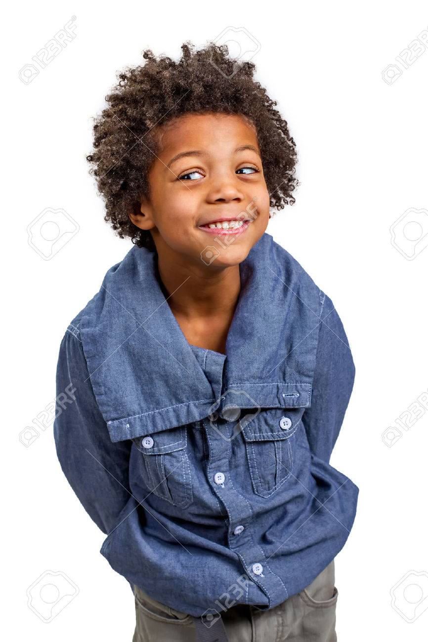 かわいい男子学生がこっそりスパイします 流し目 陰険な目 の写真素材 画像素材 Image