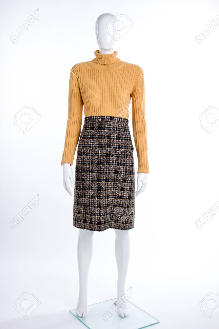 pullover with skirt