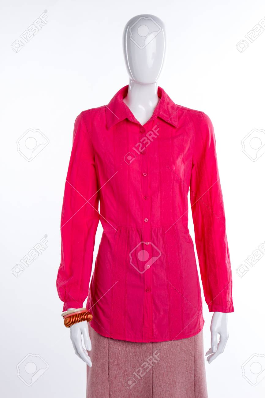 Chemisier Elegant A Manches Longues Pour Femme Chemise Et Bracelet Femme Rouge Vetements Feminins Et Accessoires Banque D Images Et Photos Libres De Droits Image 95885448