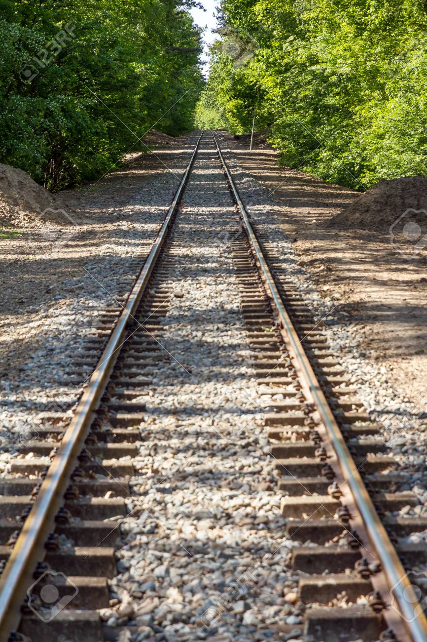 RAILS TO INFINITY Infinity sign in rail style railway loop logo | Premium Vector