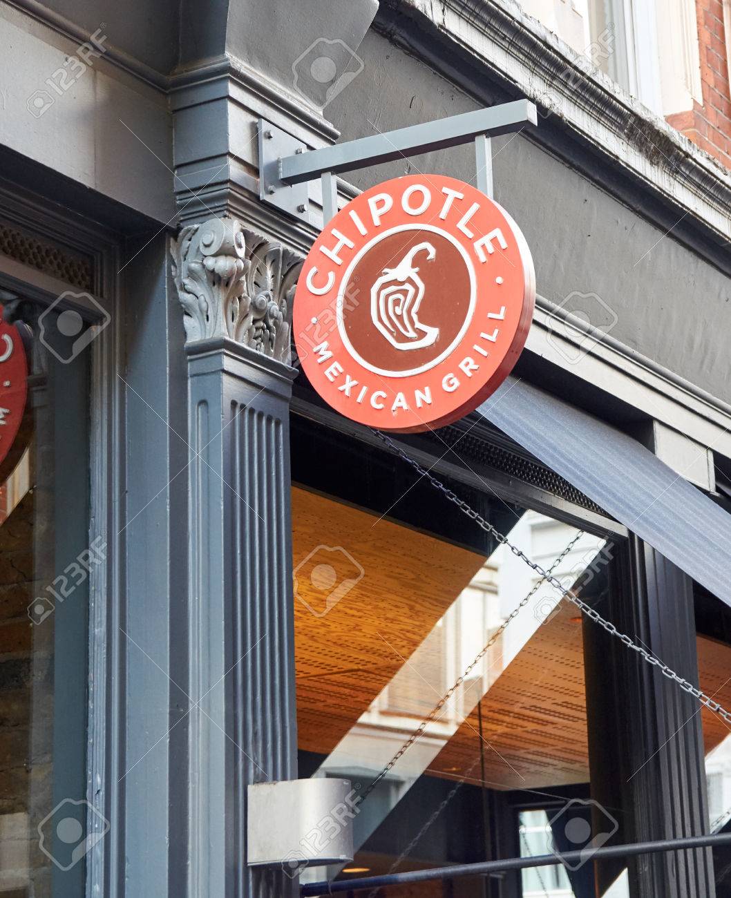 London England May 13 2017 Chipotle Mexican Grill Signage Stock Photo Picture And Royalty Free Image Image 84303866