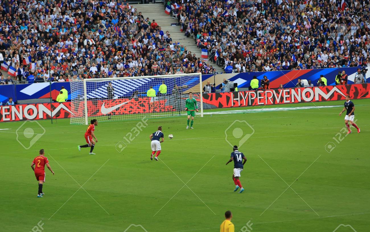 フランス ベルギーのサッカーの試合で スタッド ド フランス 15 年 6 月 7 日 の写真素材 画像素材 Image フランス ベルギーのサッカーの試合で スタッド ド フランス 15 年 6 月 7 日 の写真素材 画像素材 Image