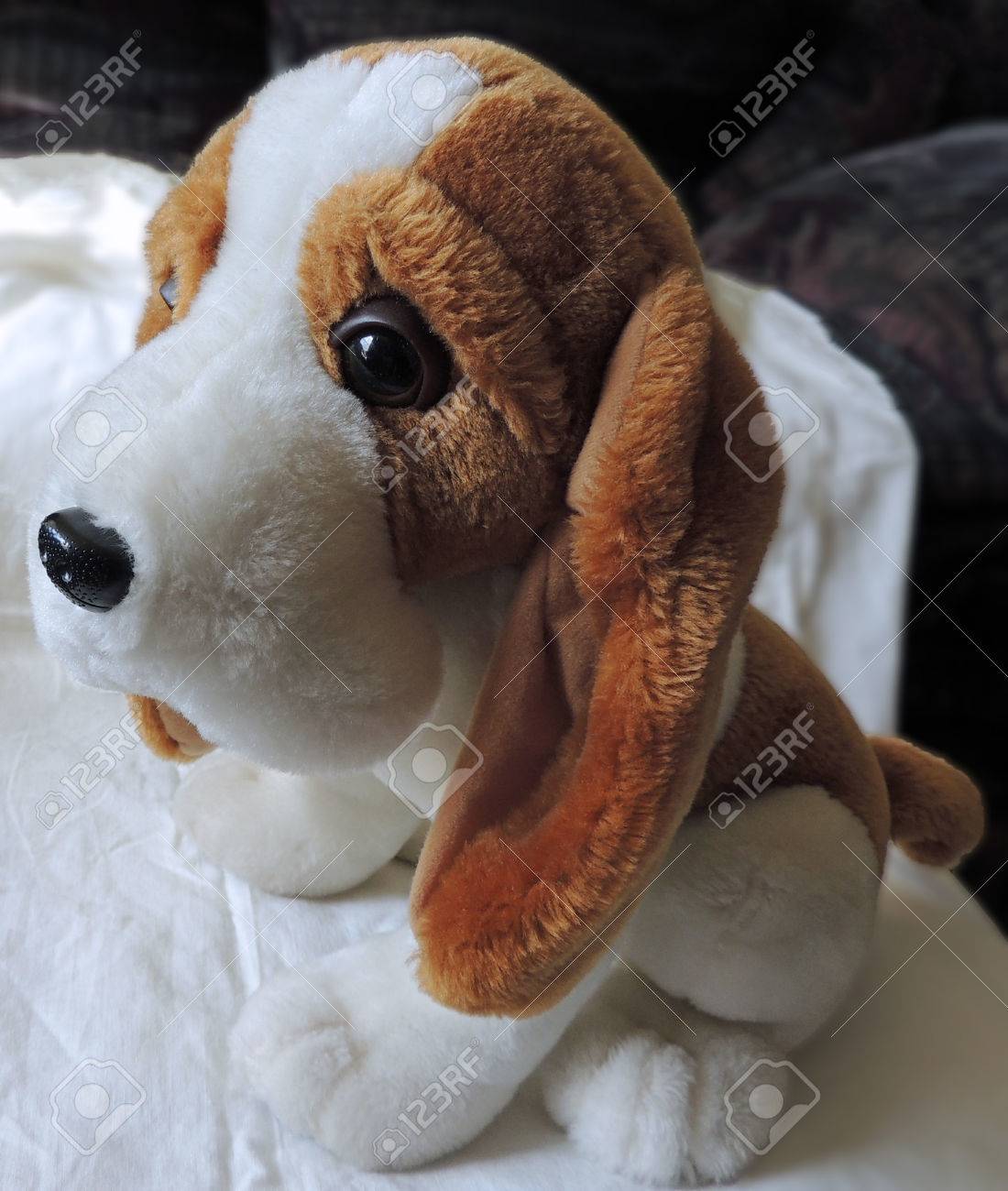 stuffed beagle toy