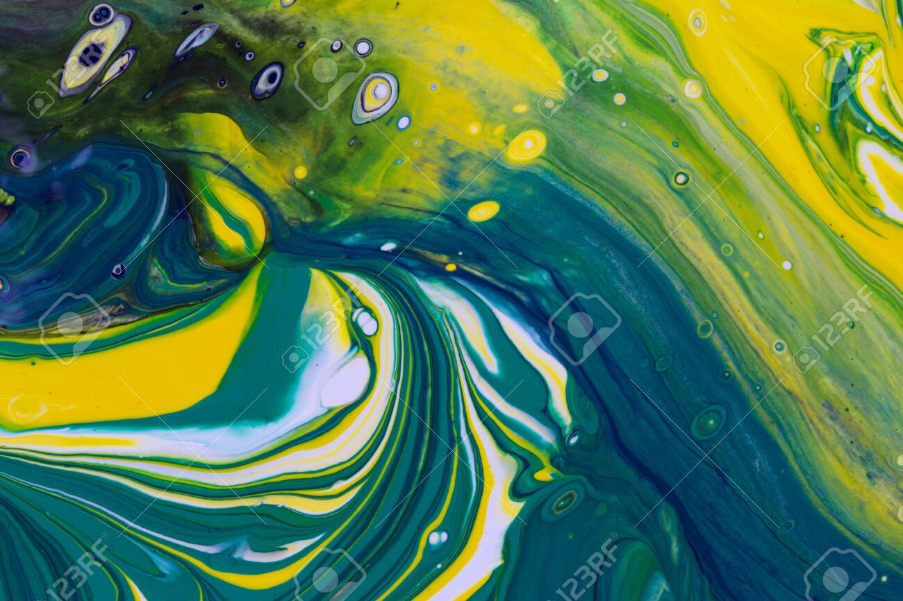 アクリル画 緑と黄色の作品 アクリル画 緑と黄色の作品 アクリル画 緑と黄色の作品 作品紹介