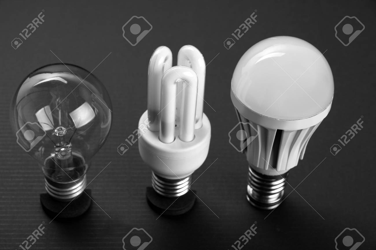Et Fond Ancienne Moderne Lampe Sur Led NoirDe Près QxeCdWrBo