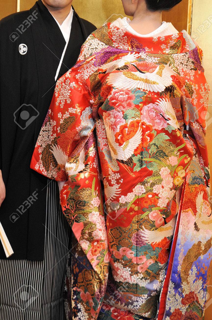 着物結婚 素晴らしいとエレガントな非常に素敵な結婚式 の写真素材 画像素材 Image