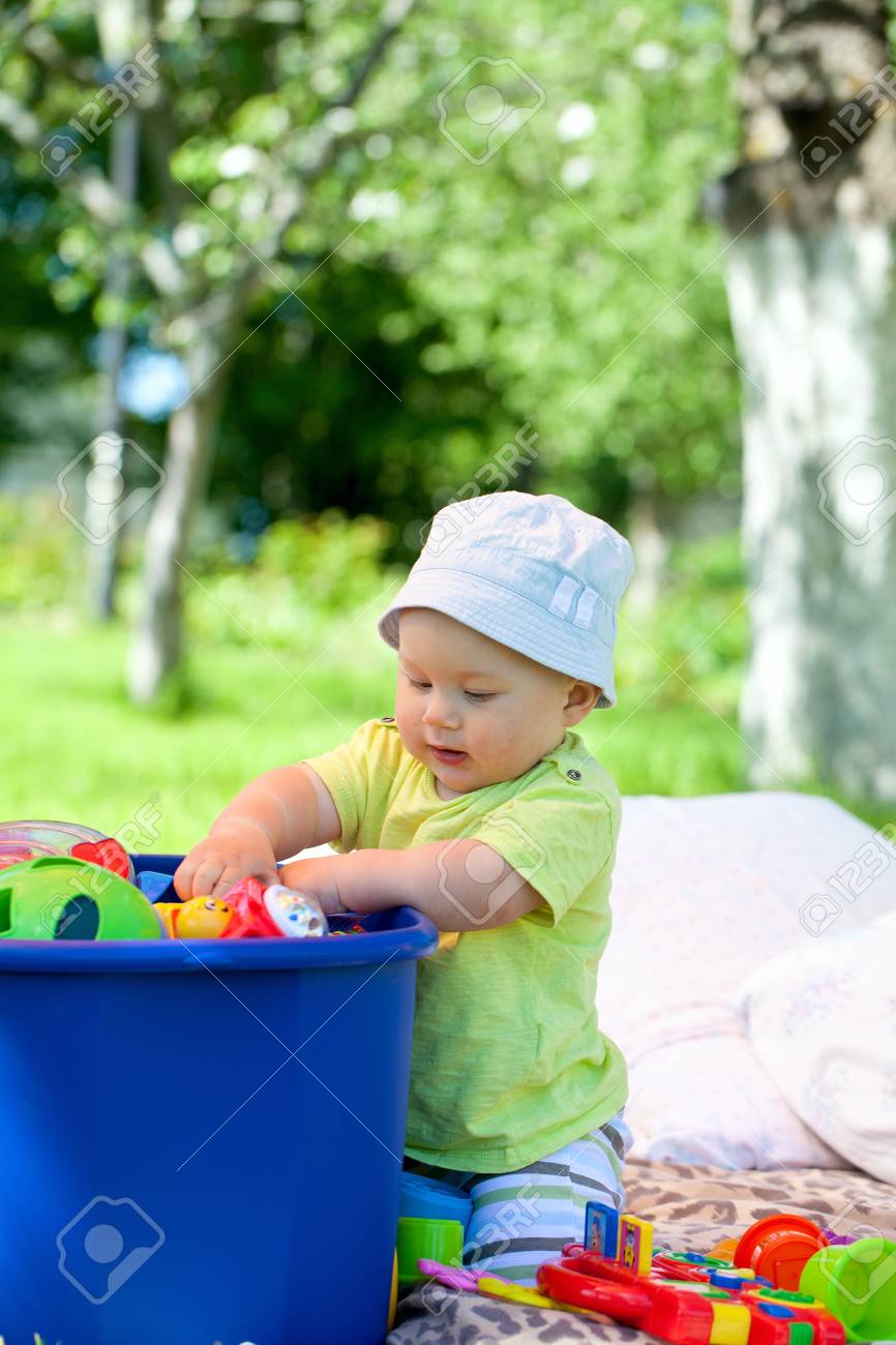 infant garden toys